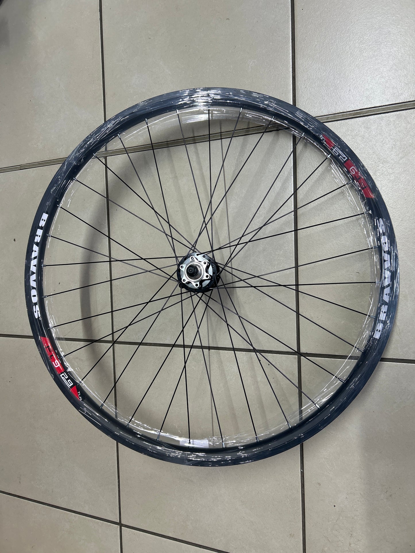 Bravvos wheel rear 29R alloy 11speed Disc brake seal bearing cassette hub