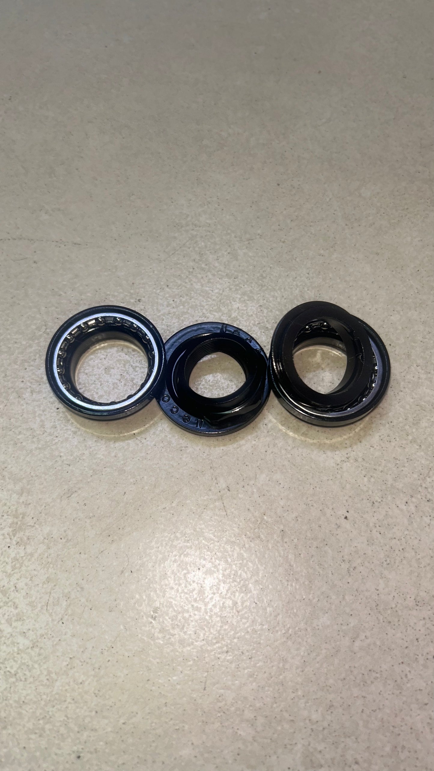 Neco MTB conventional threaded 1 inch/22.2mm Black