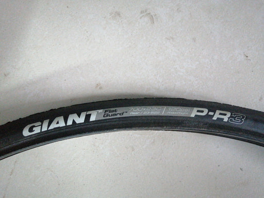 Giant P-R3 Road 700X23C