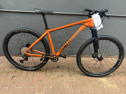 TITAN RACING Rogue Cruz (2026)